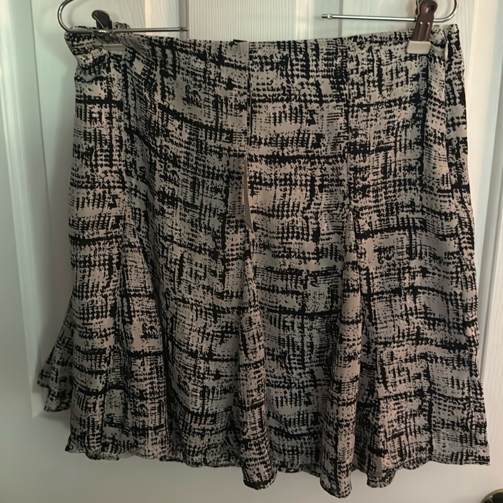 Size 16 Banana Republic Skirt
